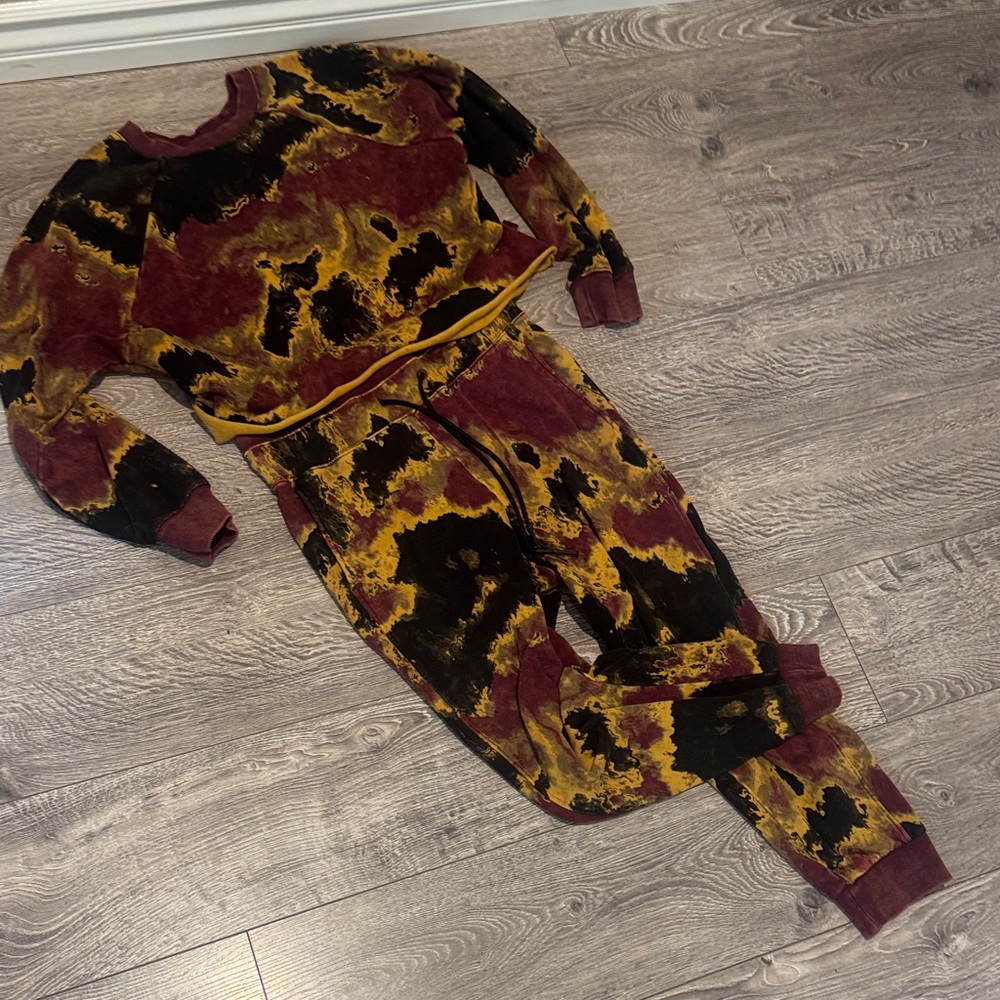 Women’s lounge set/sweat suit